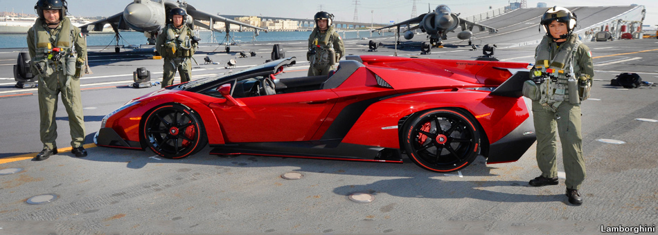 Lamborghini Veneno realizó su presentación triunfal en el puerto de Abu Dhabi