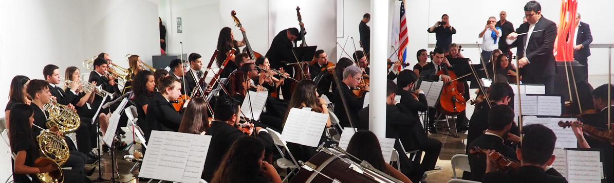 La Orquesta Juvenil del SODRE deslumbró en Miami