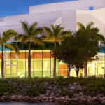 The Second City llevó su humor único al Aventura Arts & Cultural Center